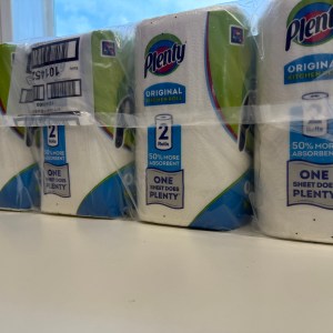 Plenty Original Kitchen Roll 4 Packs of 2 Packs (8 Rolls Per Case)